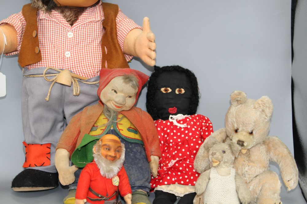 A Steiff Mecki, 20in.; a Steiff Pucki and assorted toys including a Gollie gnome (5)